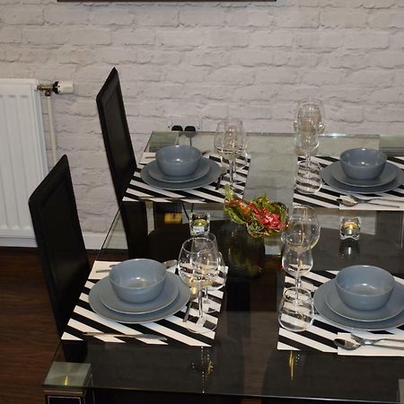 Silverburn New House With Free Parking And Nice Garden Глазго Экстерьер фото